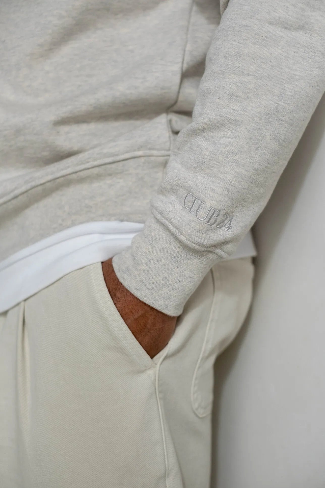 PRE-ORDER | Essential Zip Sweater | Grey Melange - CLUB 24
