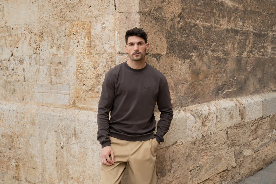 Essential Longsleeve | Club Chocolate