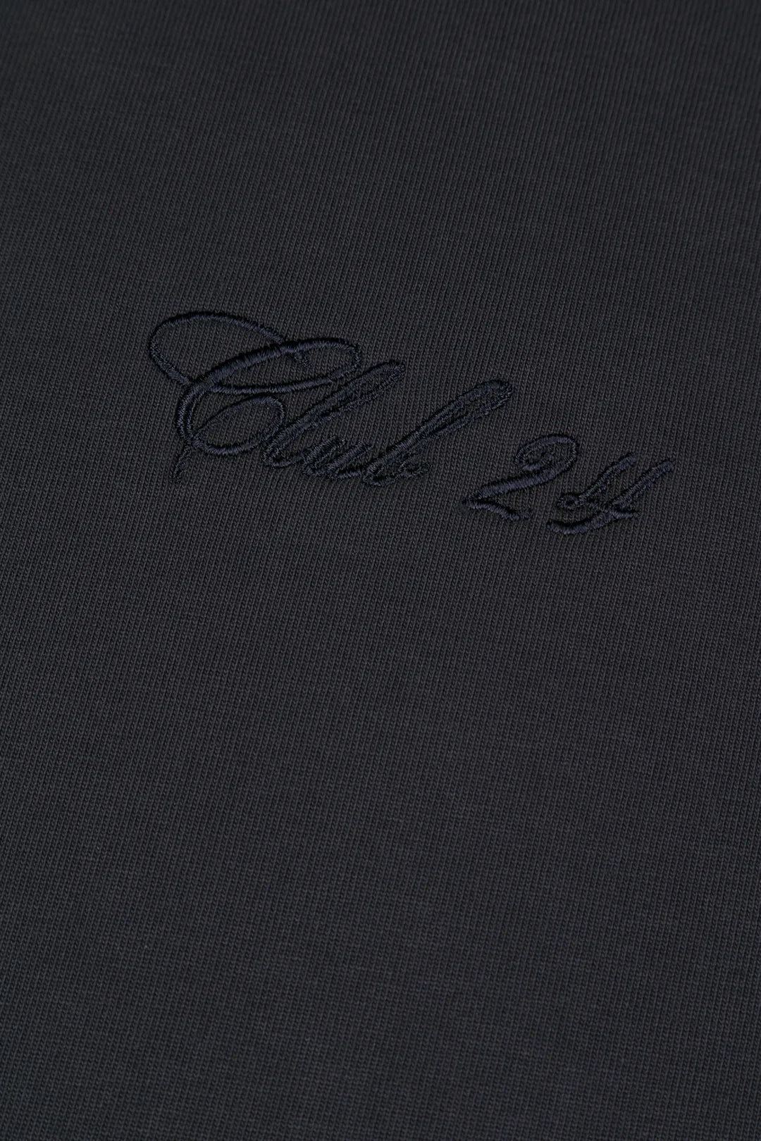 Signature Tee | Black Navy