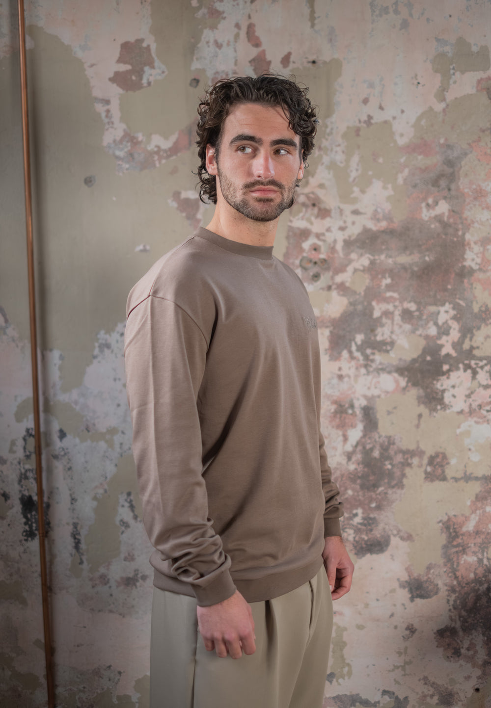 Essential Longsleeve