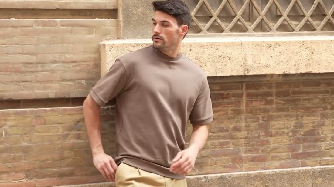 Freedom Fit Tee Club Mocha with sleeves down